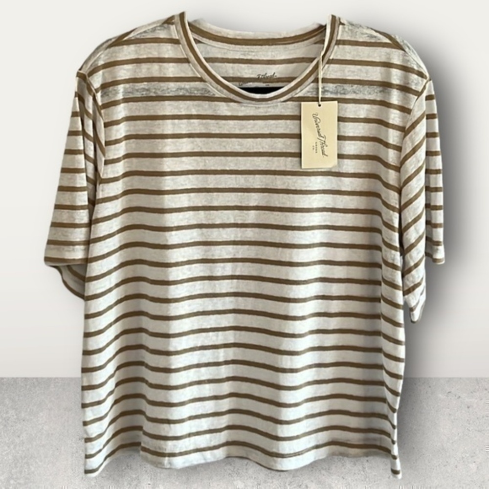 Women’s Universal Threads boxy crop top size 2x large tan & white stripes NEW